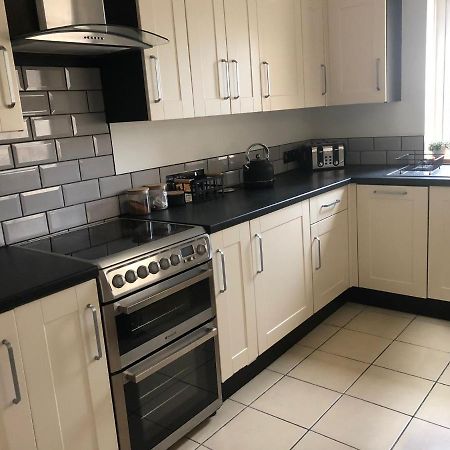 Hilltop House Is A Welcoming 2 Bedroom Property Matlock  Exterior foto