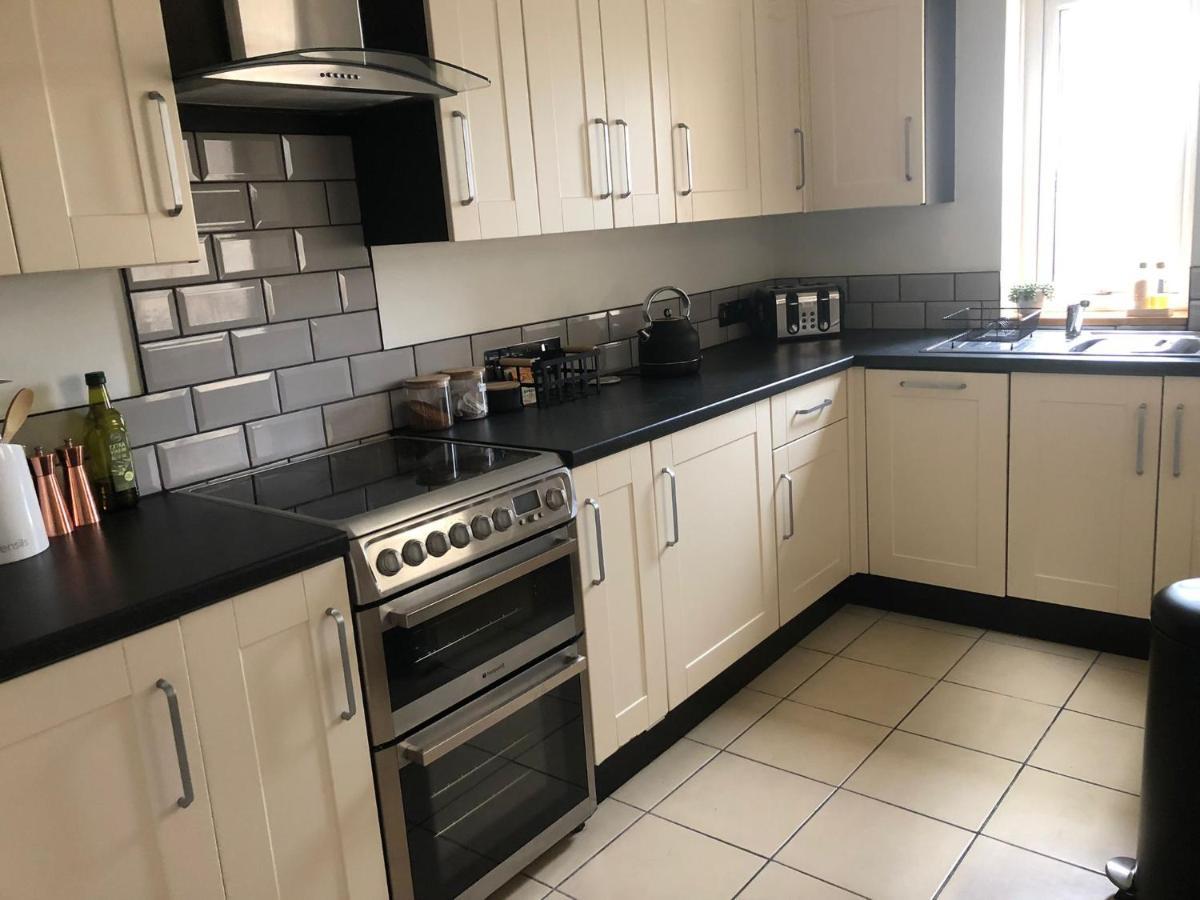 Hilltop House Is A Welcoming 2 Bedroom Property Matlock  Exterior foto